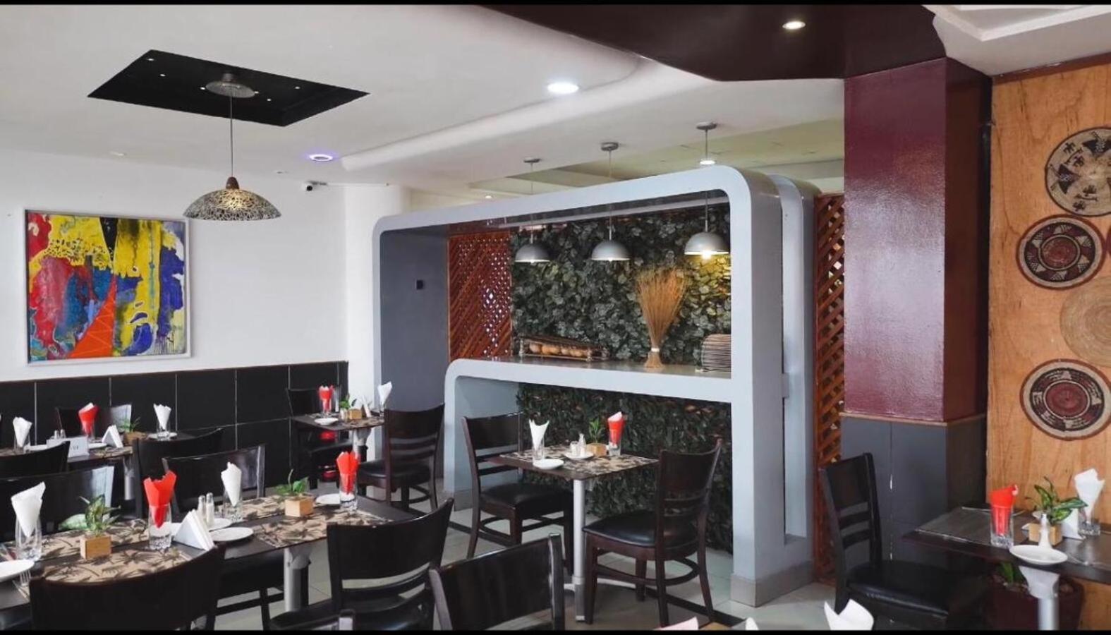 Nobila Airport Hotel Cotonou Luaran gambar
